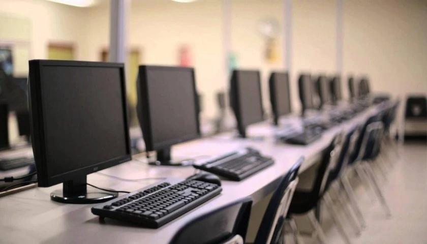 Ruang Lab Komputer